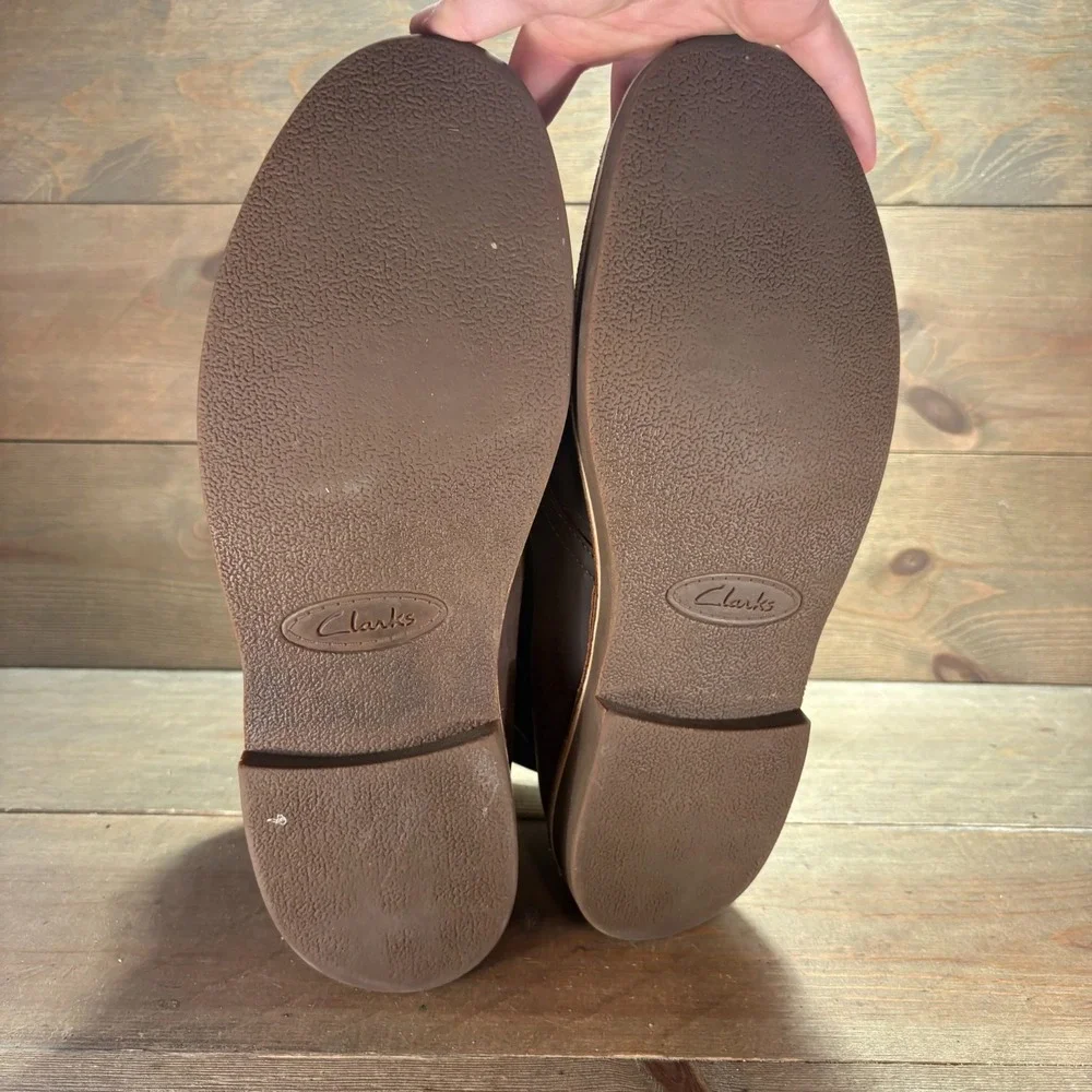 Clarks pre owned